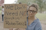 武义县特斯拉在得州奥斯汀遭遇抗议活动：反对马斯克Robotaxi计划